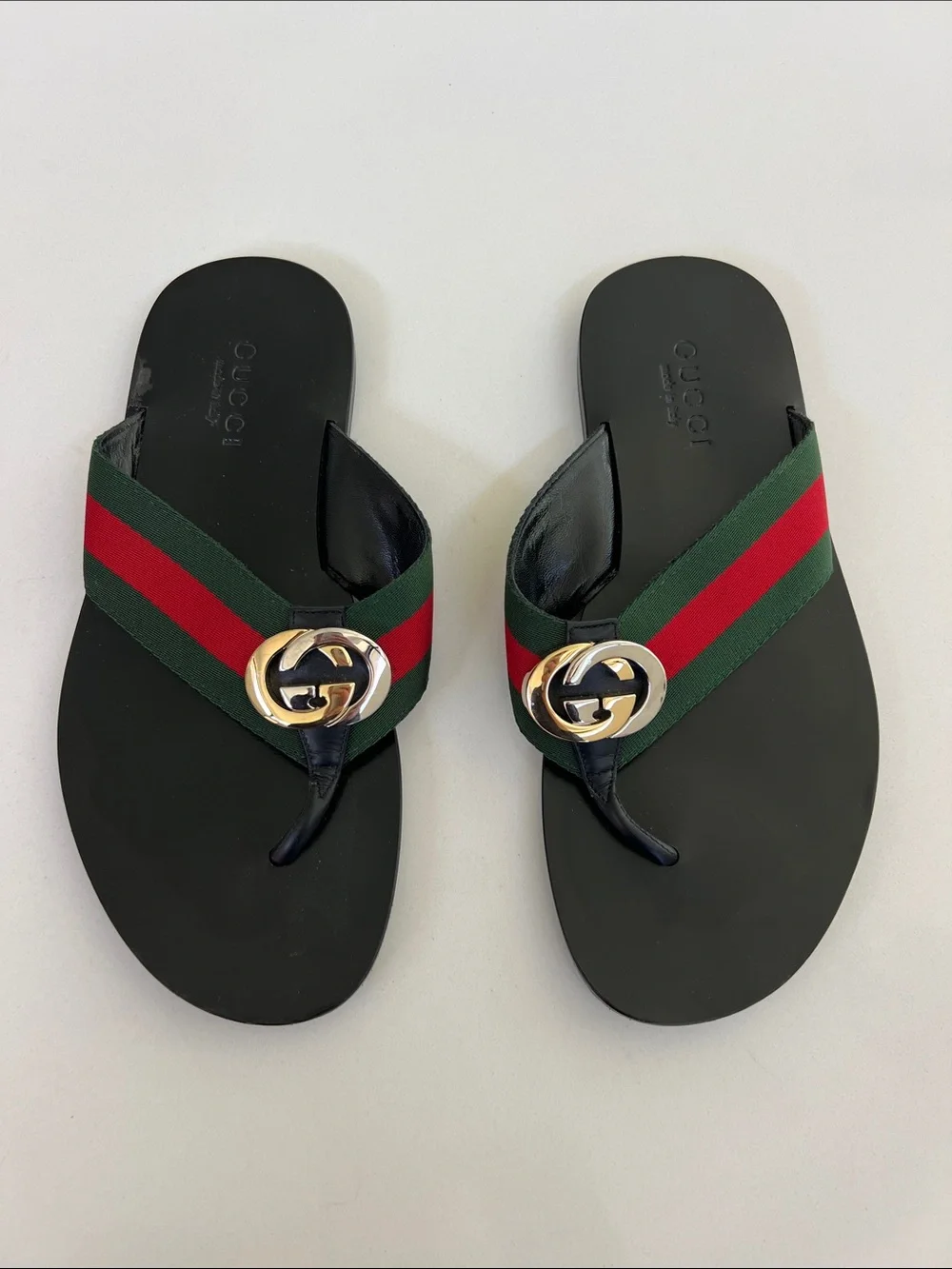 Gucci kika GG green and red stripe web black flat sandals flip flops size 6